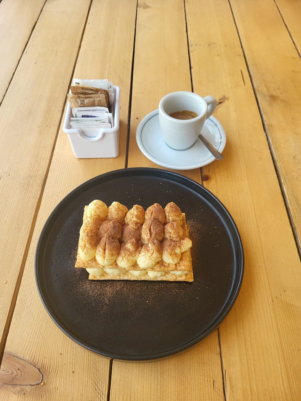 Millefoglie con crema e cacao